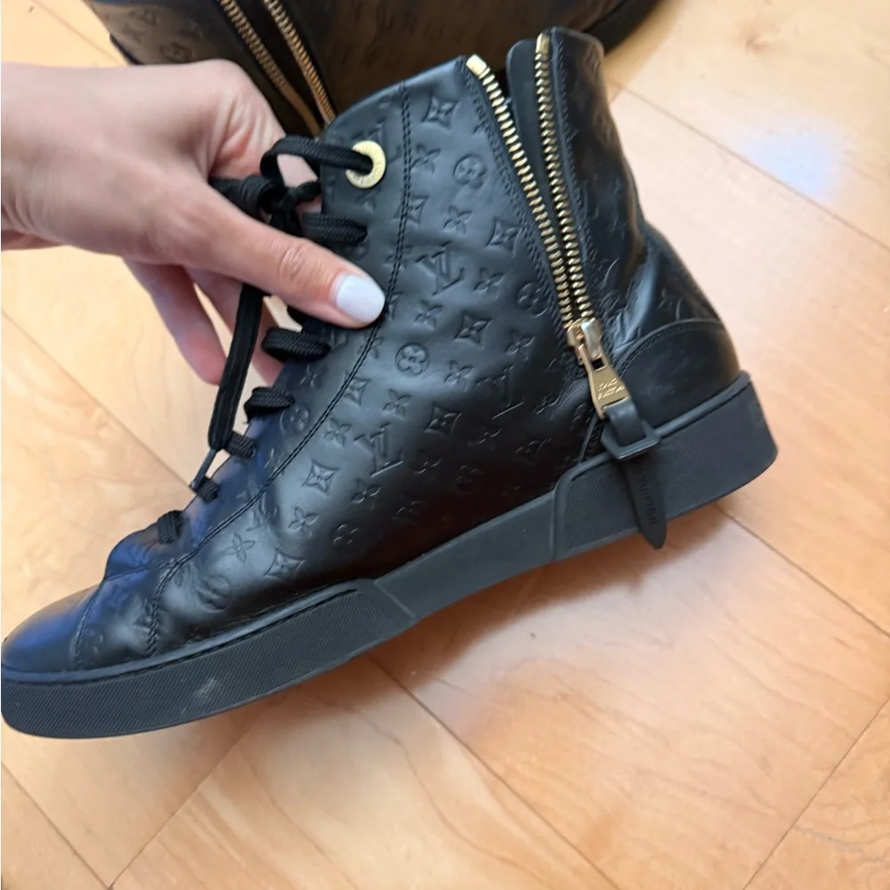 Louis Vuitton Monogram Black Leather Sneakers - Picture 5 of 7
